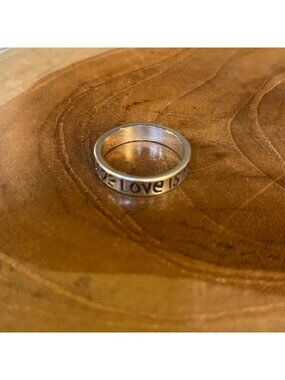 RETIRED James Avery “Love Is Patient, Love Is Kind” Ring, Size 7.5, Sterling Sil